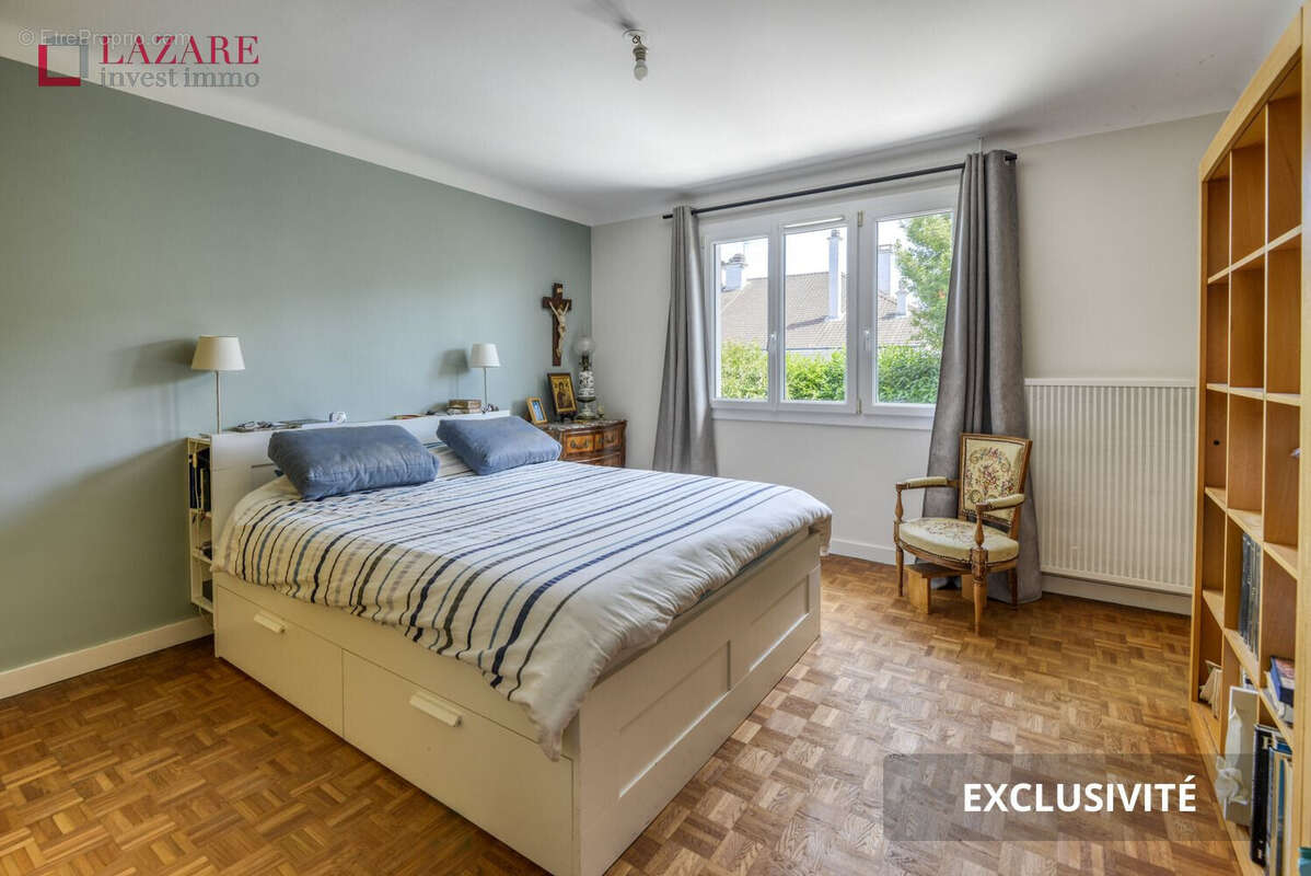 A vendre maison t9 nantes (haute mitrie) - photo 16