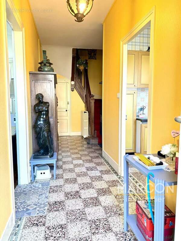 Maison à BENEVENT-L&#039;ABBAYE