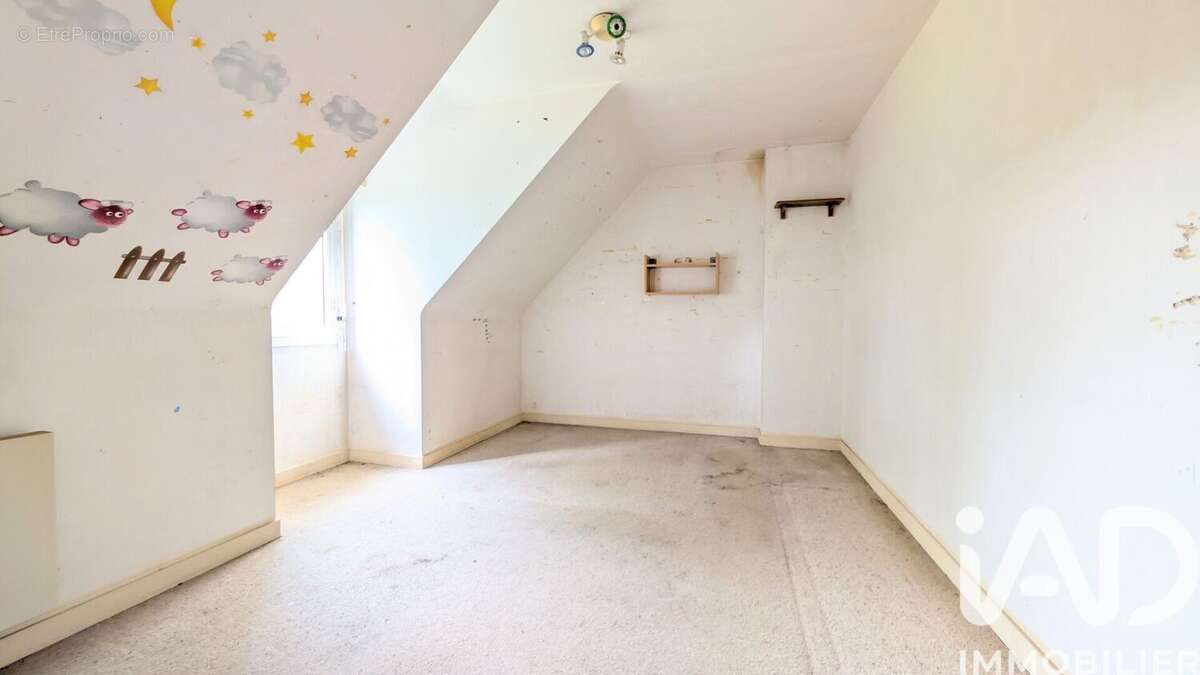 Maison 94 m² à Bignan  - photo 9