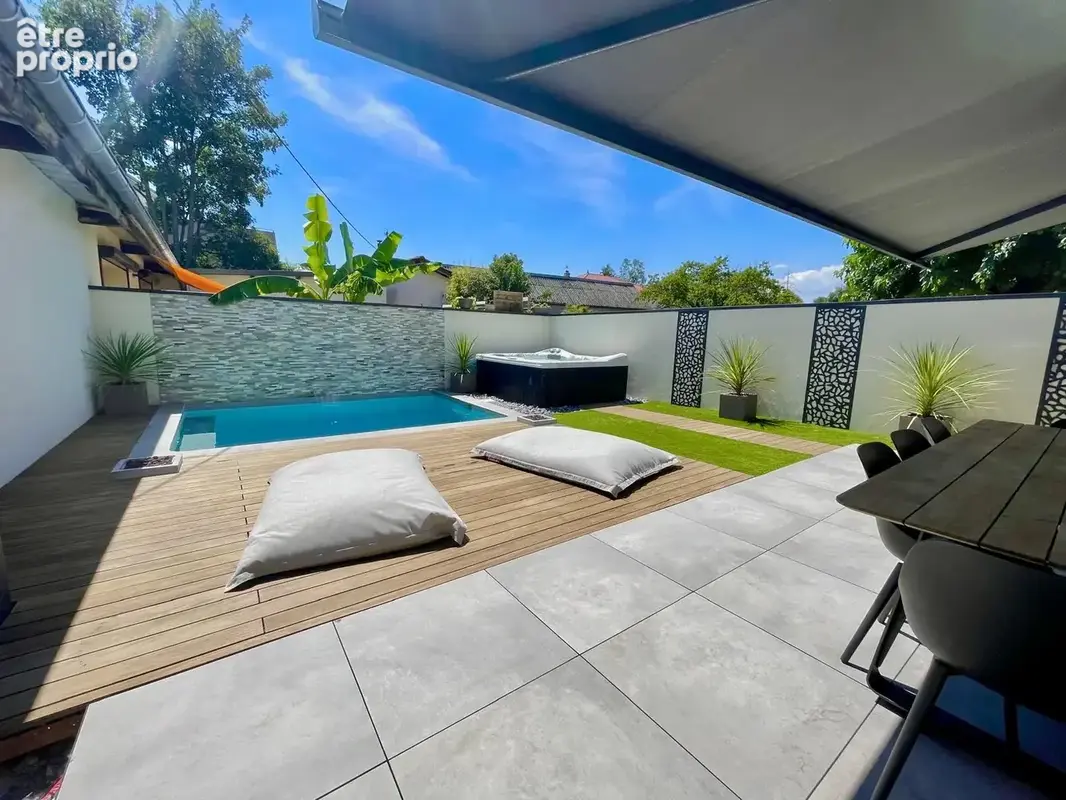 EXCLUSIVITÉ  Maison Loft 148 m2 avec Piscine Chauffée, Jacuzzi & Garage Double   Secteur Prisé - photo 3