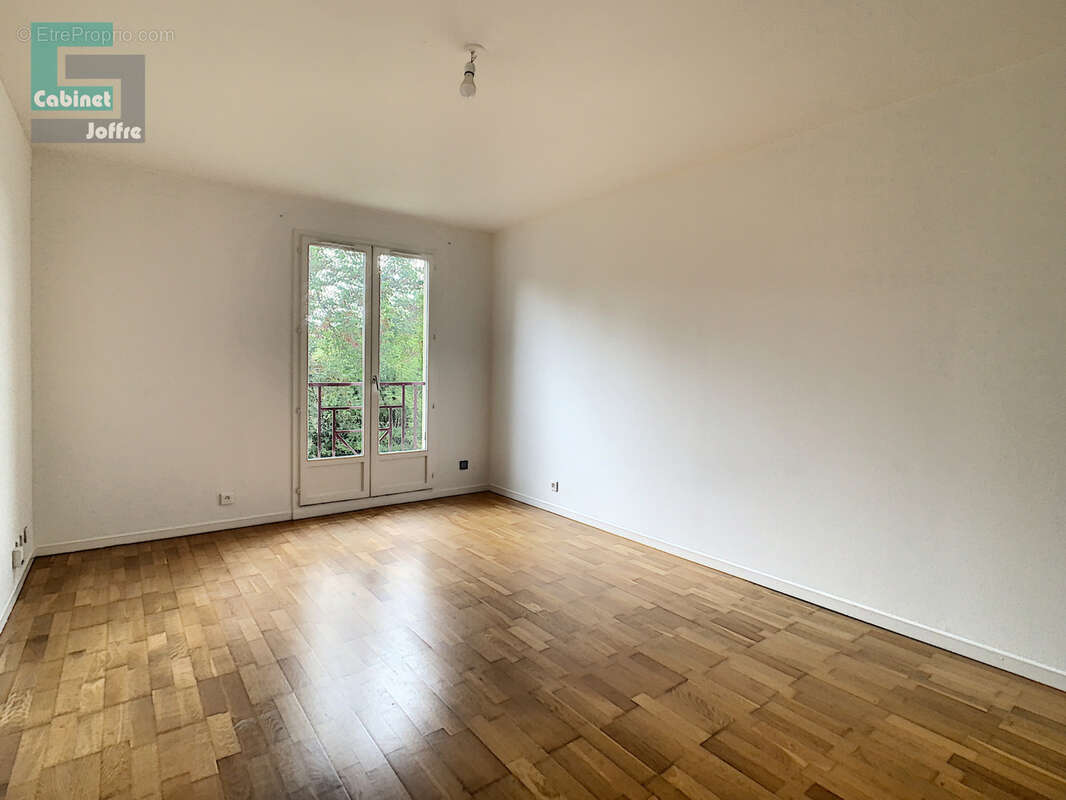 Appartement à FONTAINEBLEAU