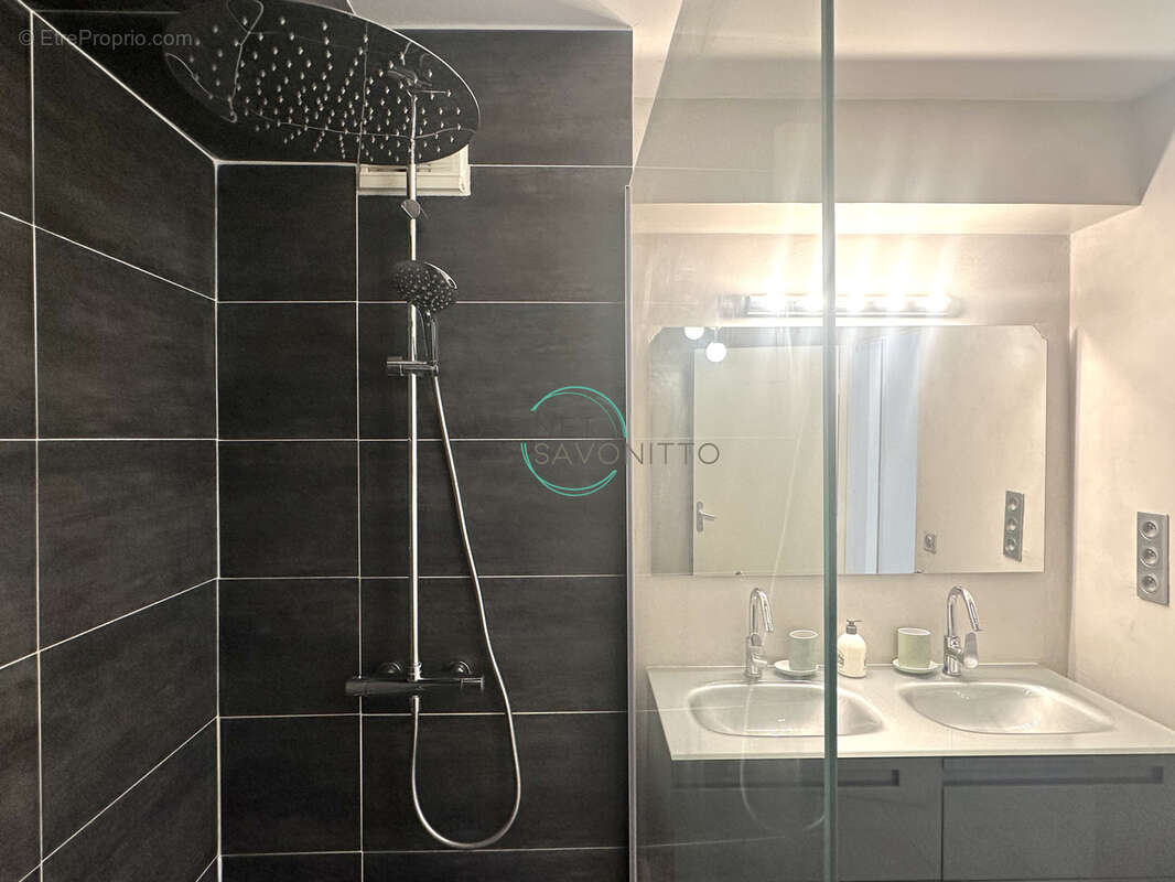 Appartement à MARSEILLE-10E