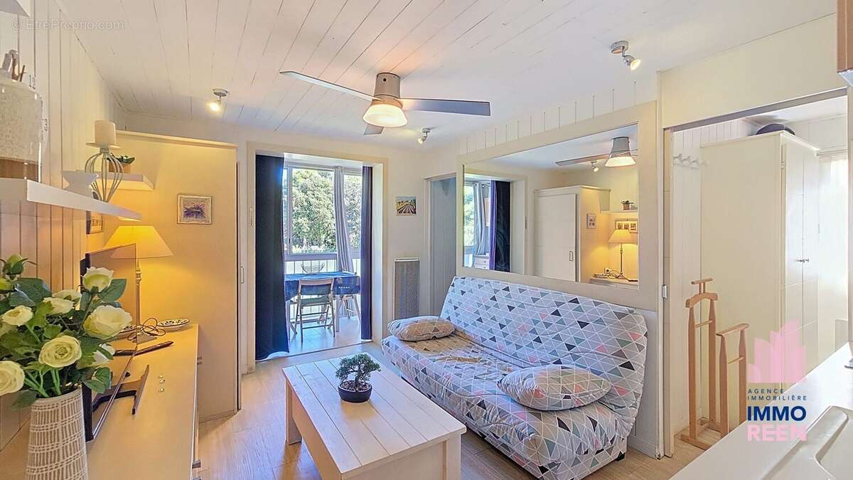 Appartement à SIX-FOURS-LES-PLAGES