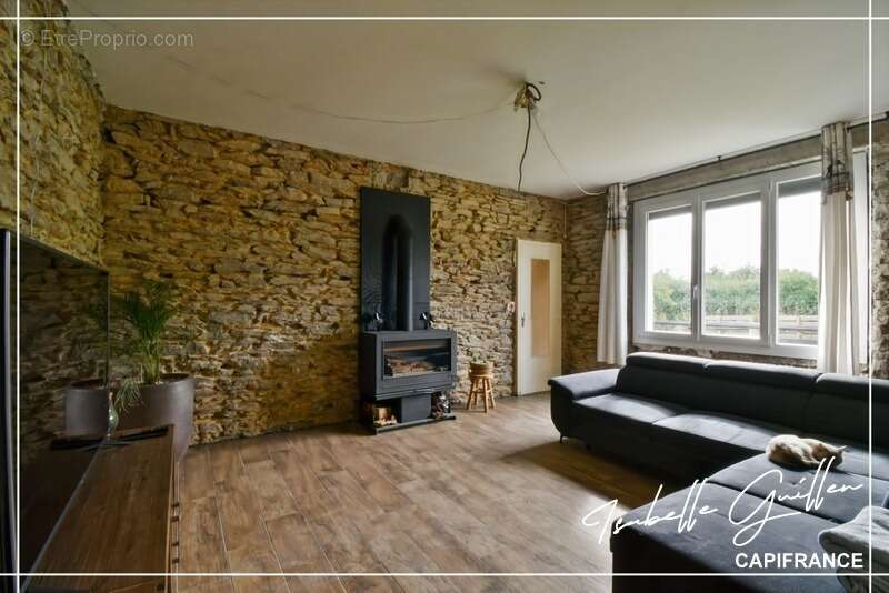 Maison à SAINT-SATURNIN