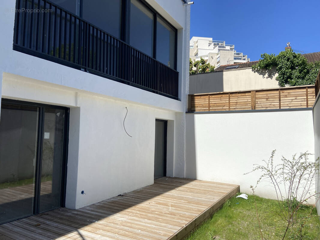 Appartement à BORDEAUX