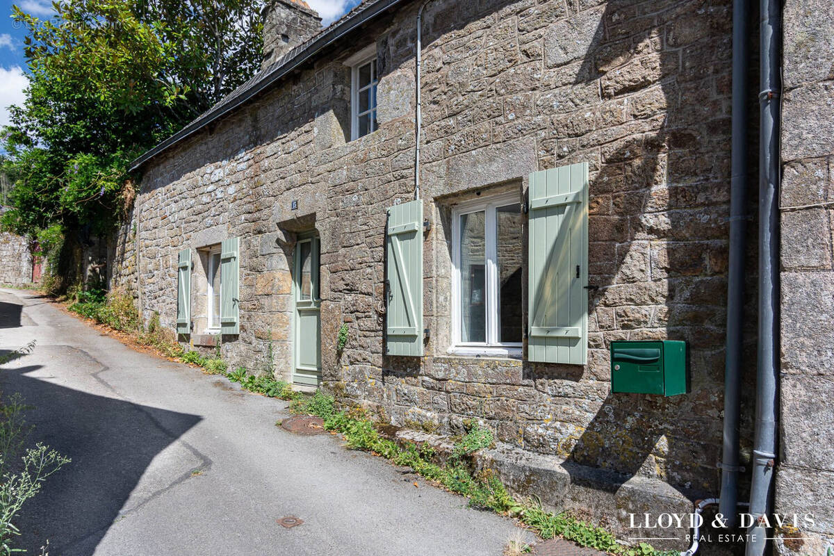 Maison  - Maison à GUEMENE-SUR-SCORFF