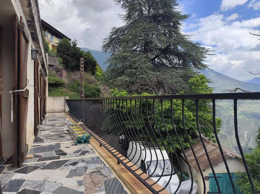 Appartement à ROURE