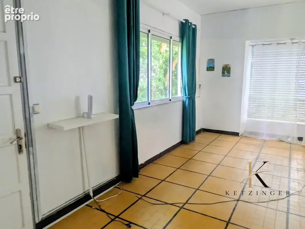 Maison 16 pièces 380 m² à vendre à Saint-Claude (97120) - photo 5