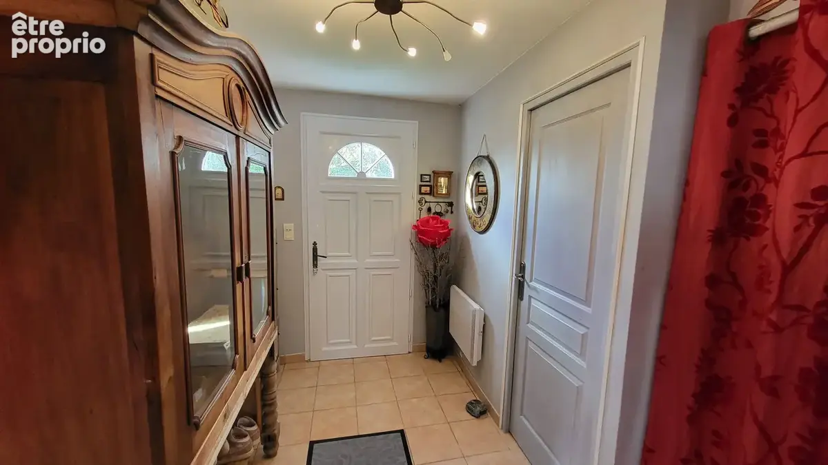 Maison à vendre à Le Palais : 4 chambres, calme et proximité des commodités - photo 2