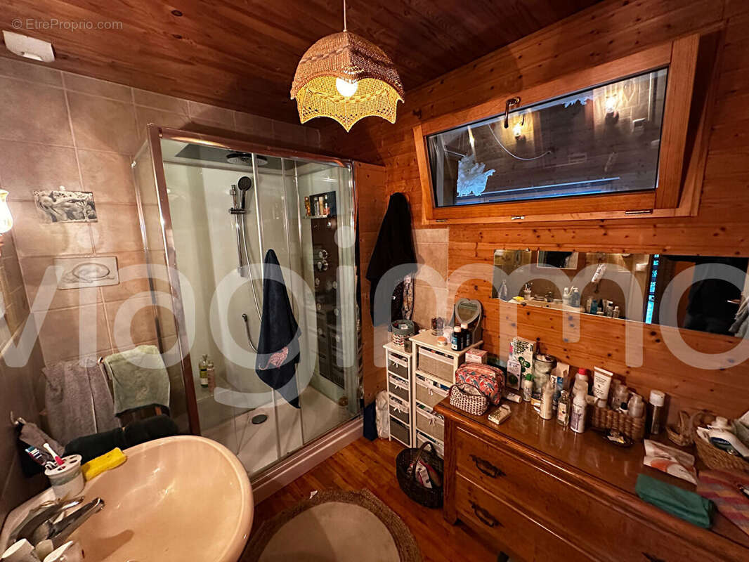 Maison à PLANCHER-BAS