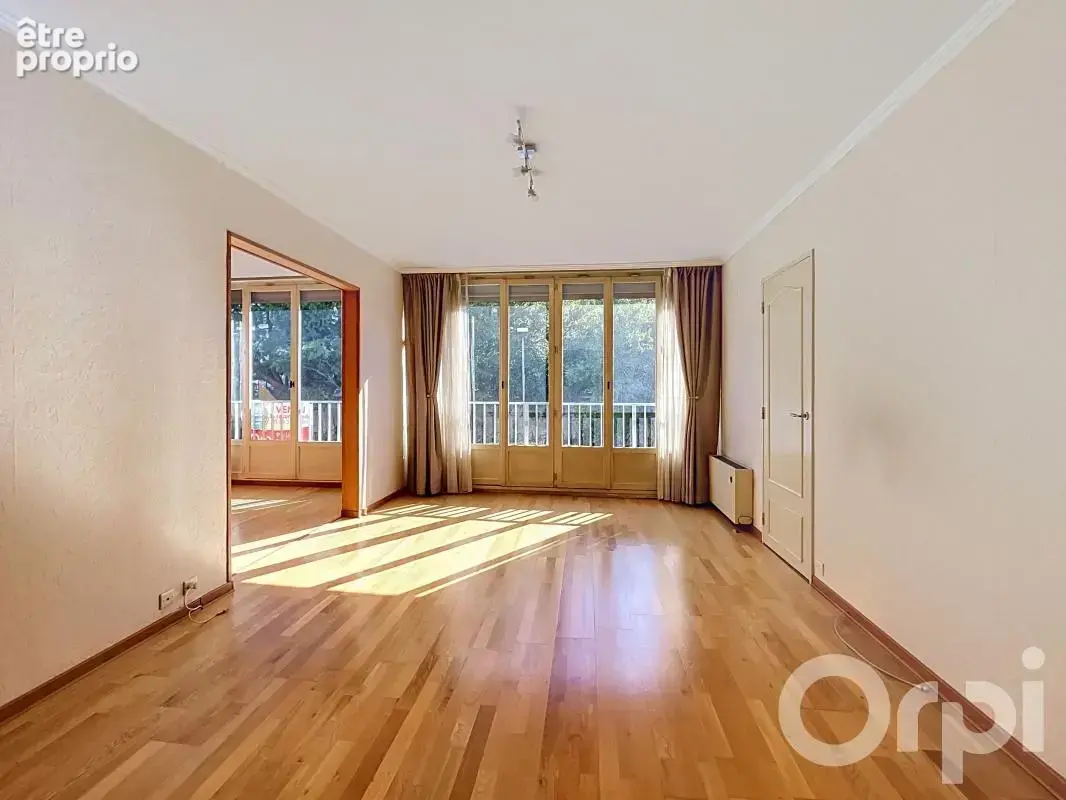 Appartement à LONGJUMEAU