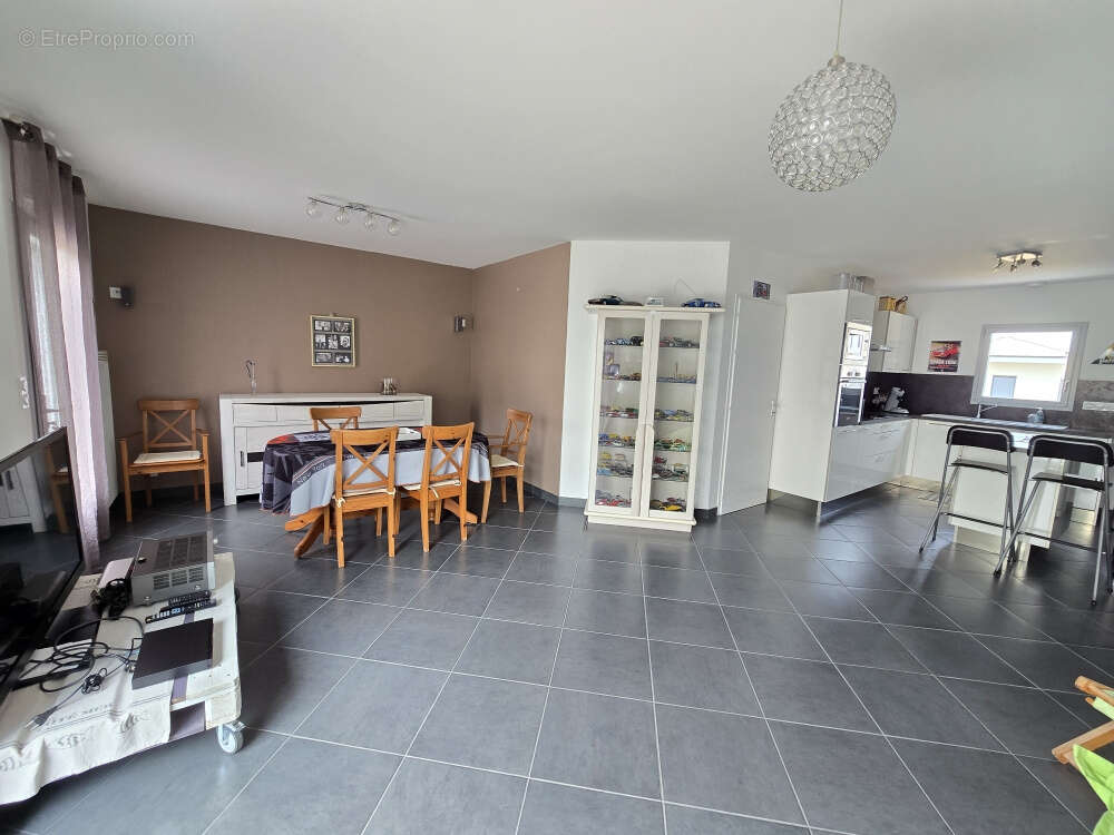 Maison recente 3 chambres - secteur orouet - photo 6