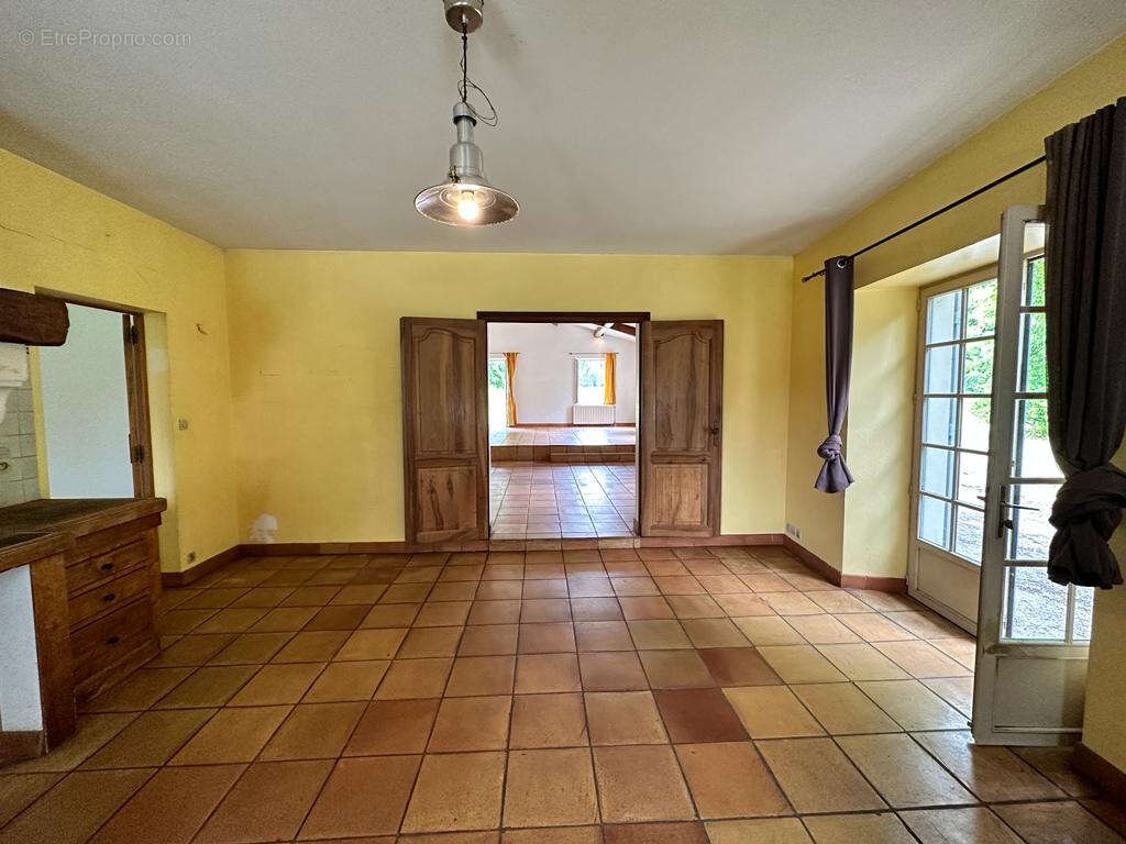 Maison à SAINT-DIZANT-DU-BOIS