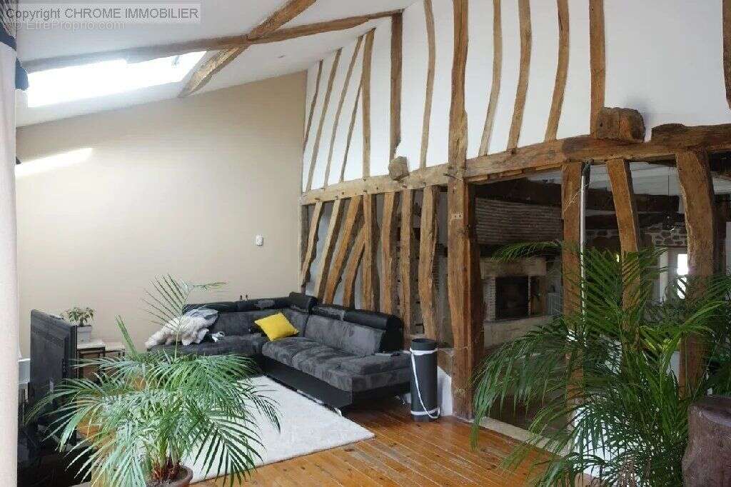 Maison à CASTELJALOUX