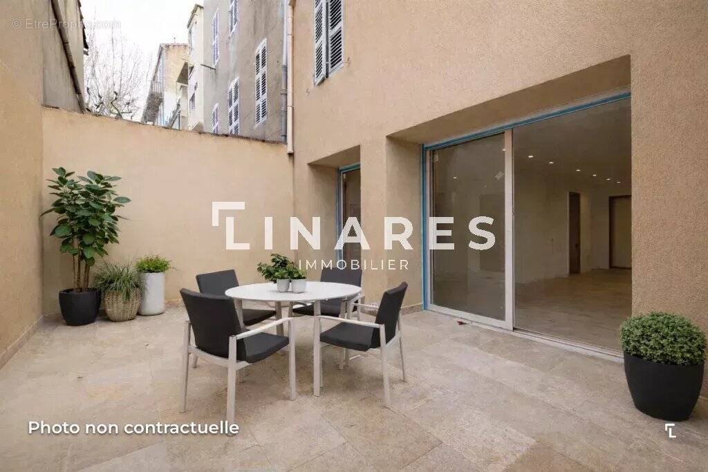 Appartement à MARSEILLE-12E
