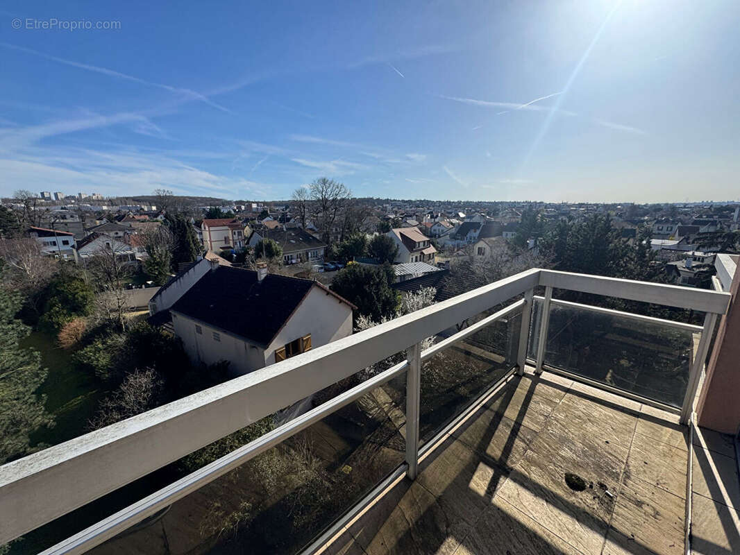 Appartement à LIVRY-GARGAN