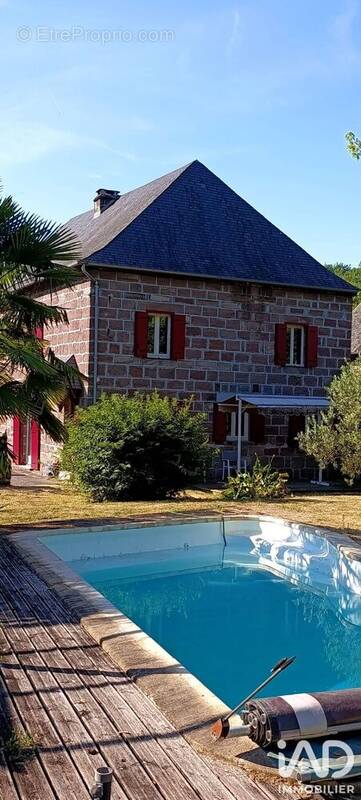 Photo 1 - Maison à SAINT-VIANCE