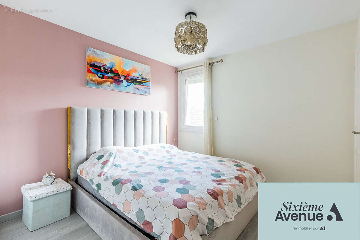 Maison à CHILLY-MAZARIN