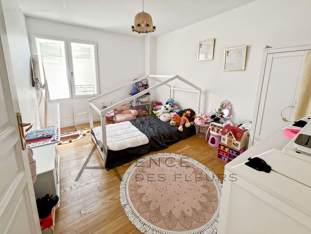 Maison  6 pièce(s) 150 m2 - photo 12