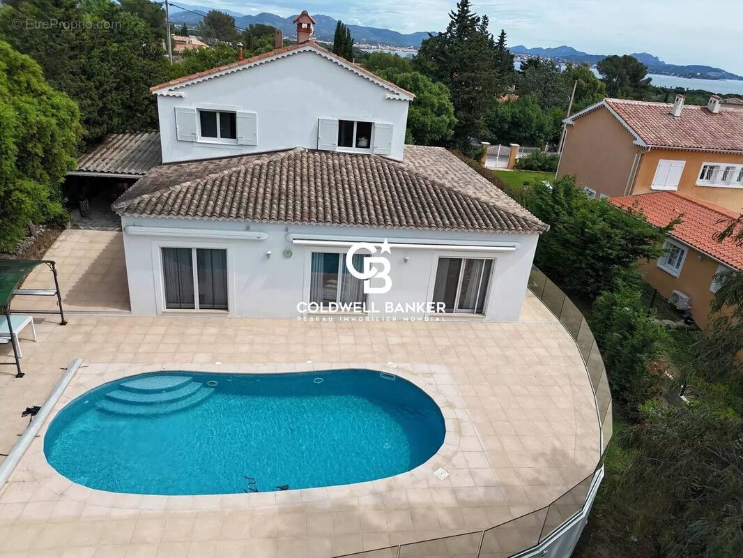 Maison à FREJUS
