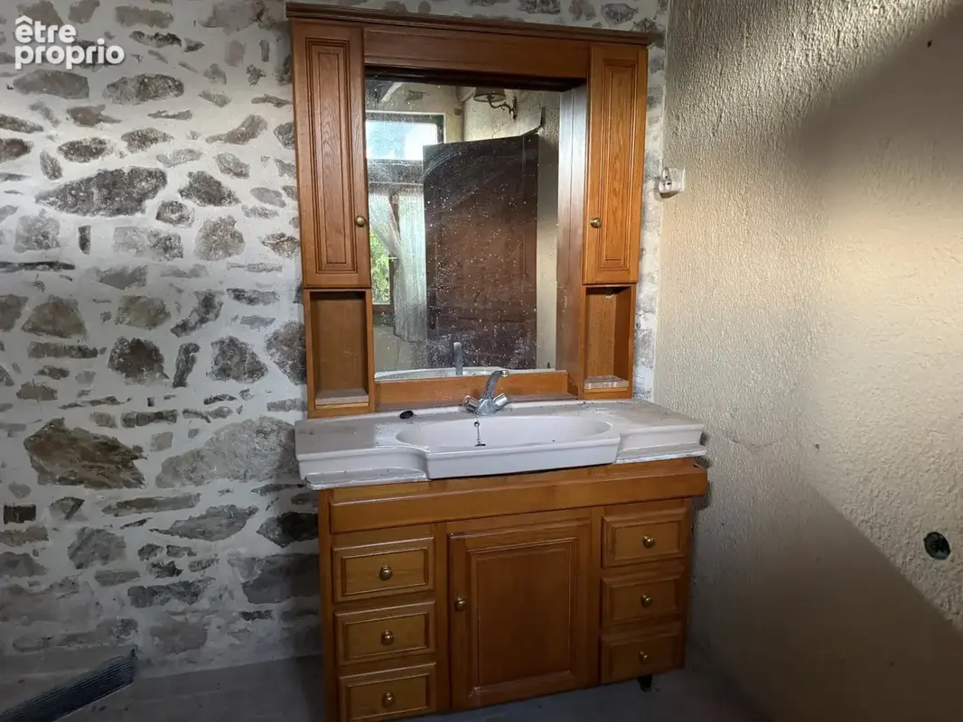 Petite maison proche centre bourg - photo 8