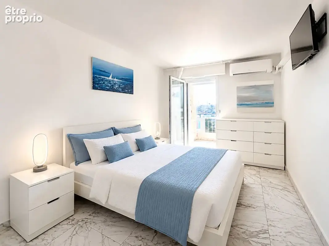 Superbe Appartement  3 pièces vue mer Port Fréjus+parking - photo 13