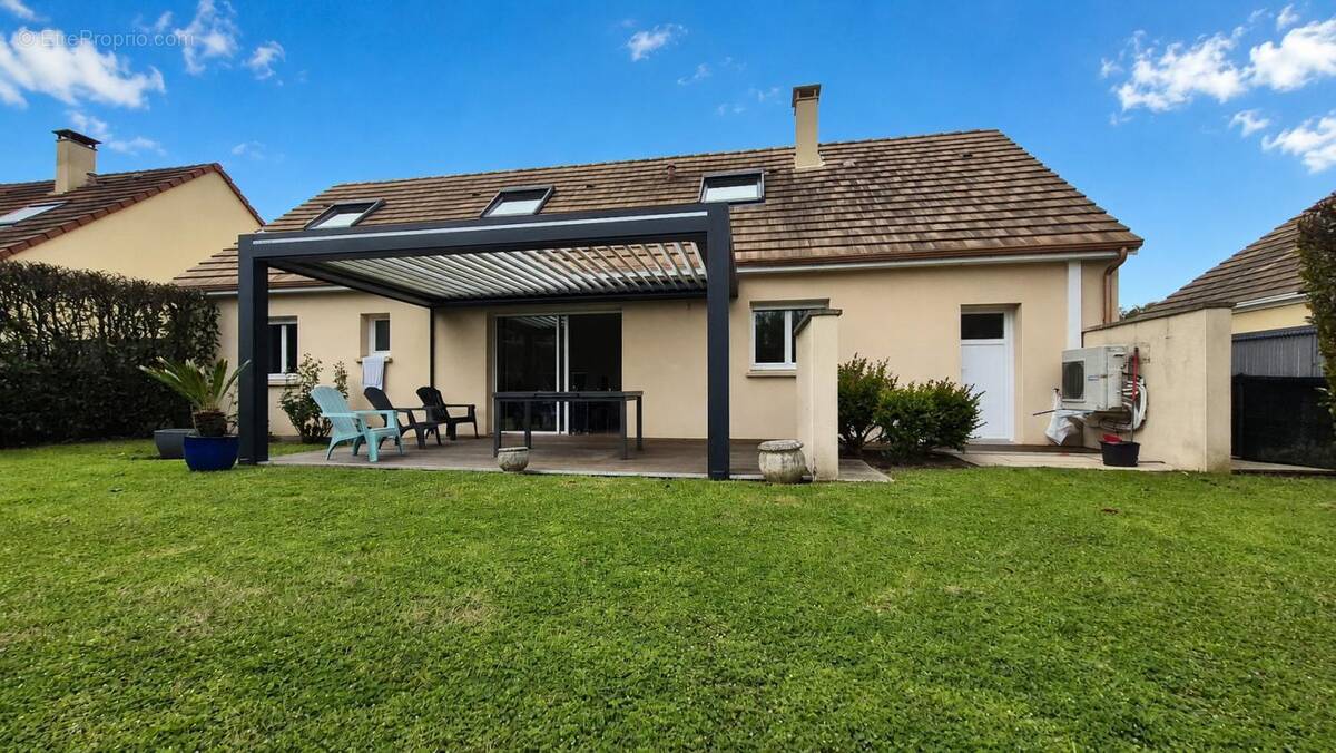 Maison à GUECELARD