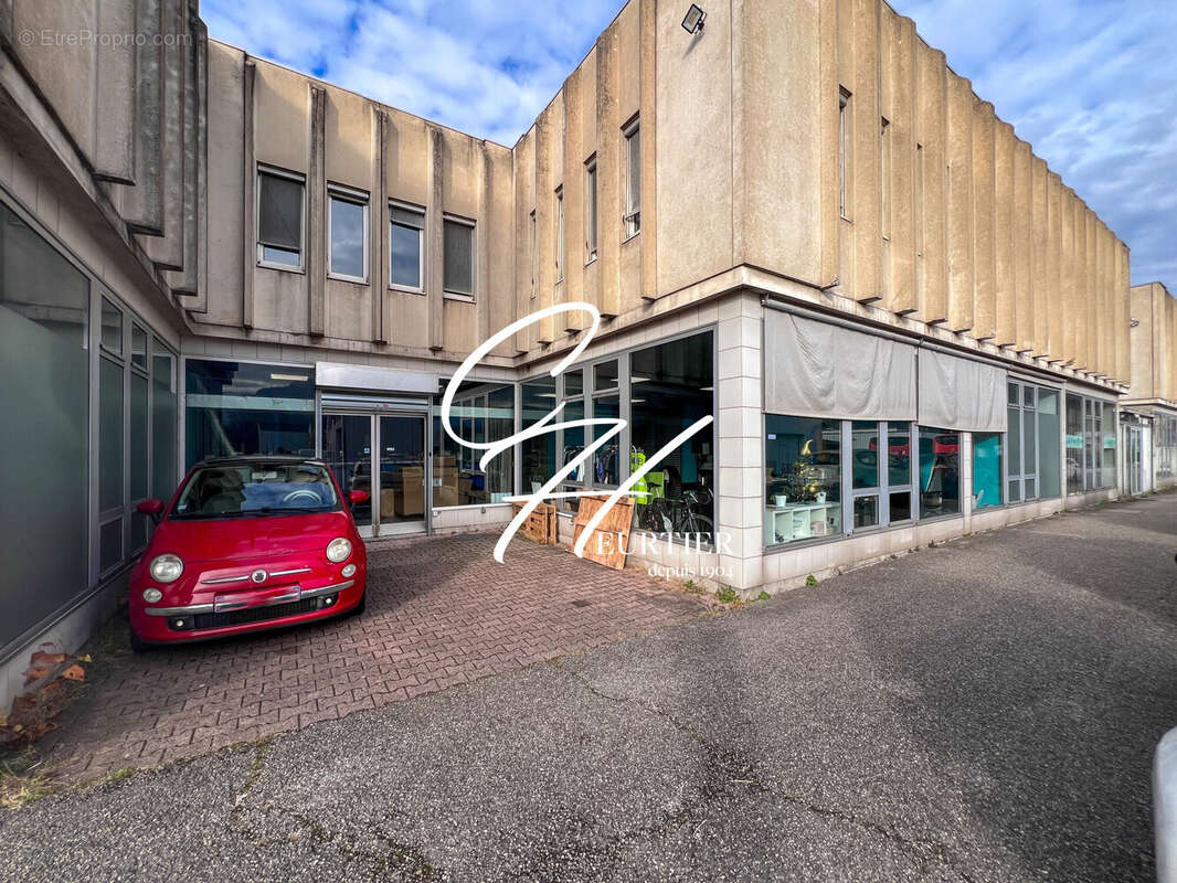 Commerce à SAINT-MARTIN-LE-VINOUX