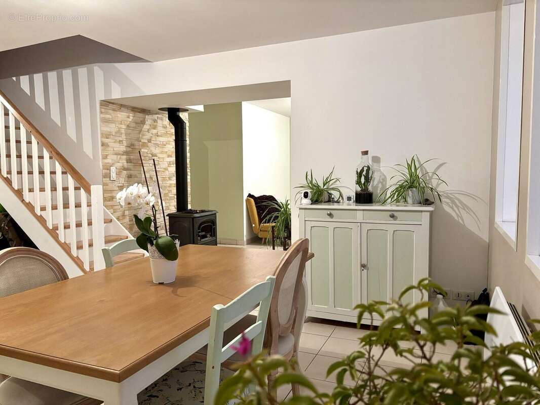 Maison 147 m² à Prenois  - photo 6