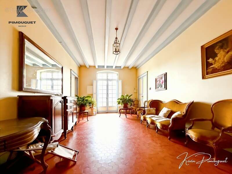 Maison à CASTILLON-LA-BATAILLE