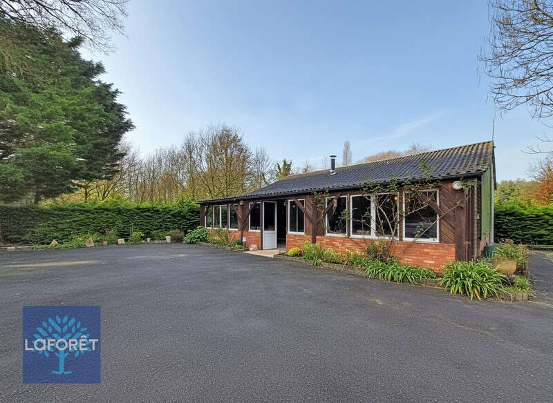 Maison à COMBOURTILLE