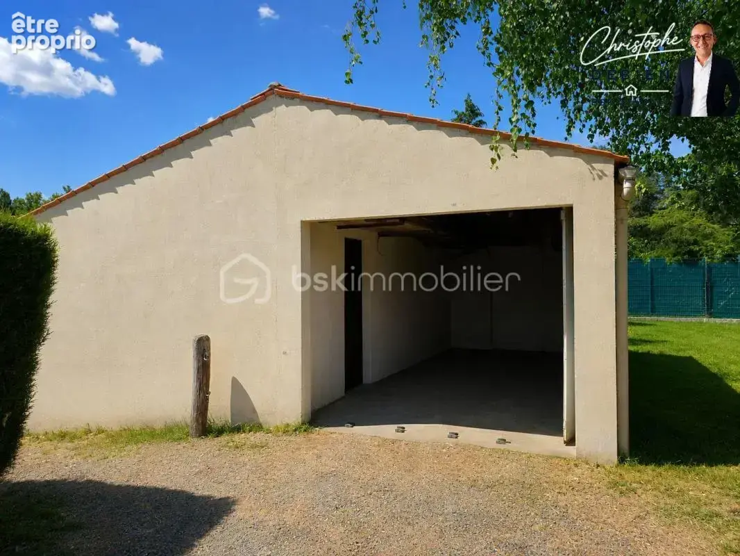 Mareuil-sur-lay-dissais – plain-pied 89 m² – terrain 1 825 m² – dépendances – à rénover - photo 13
