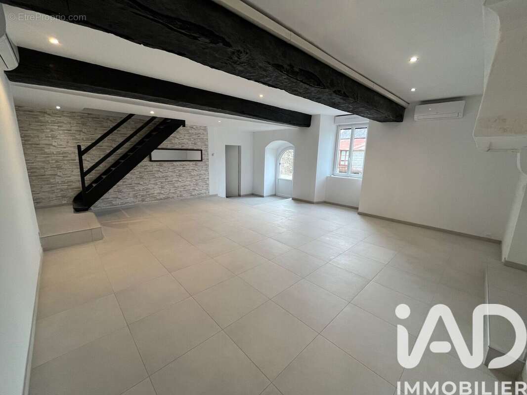 Photo 3 - Maison à SAINT-MARC-LE-BLANC