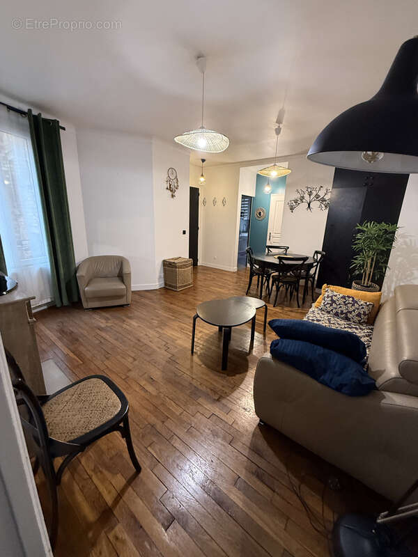 Appartement à PARIS-14E
