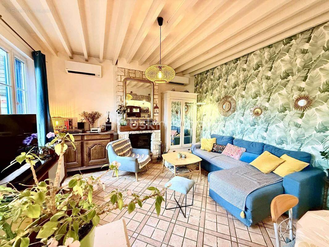 Maison à BERNEUIL-EN-BRAY