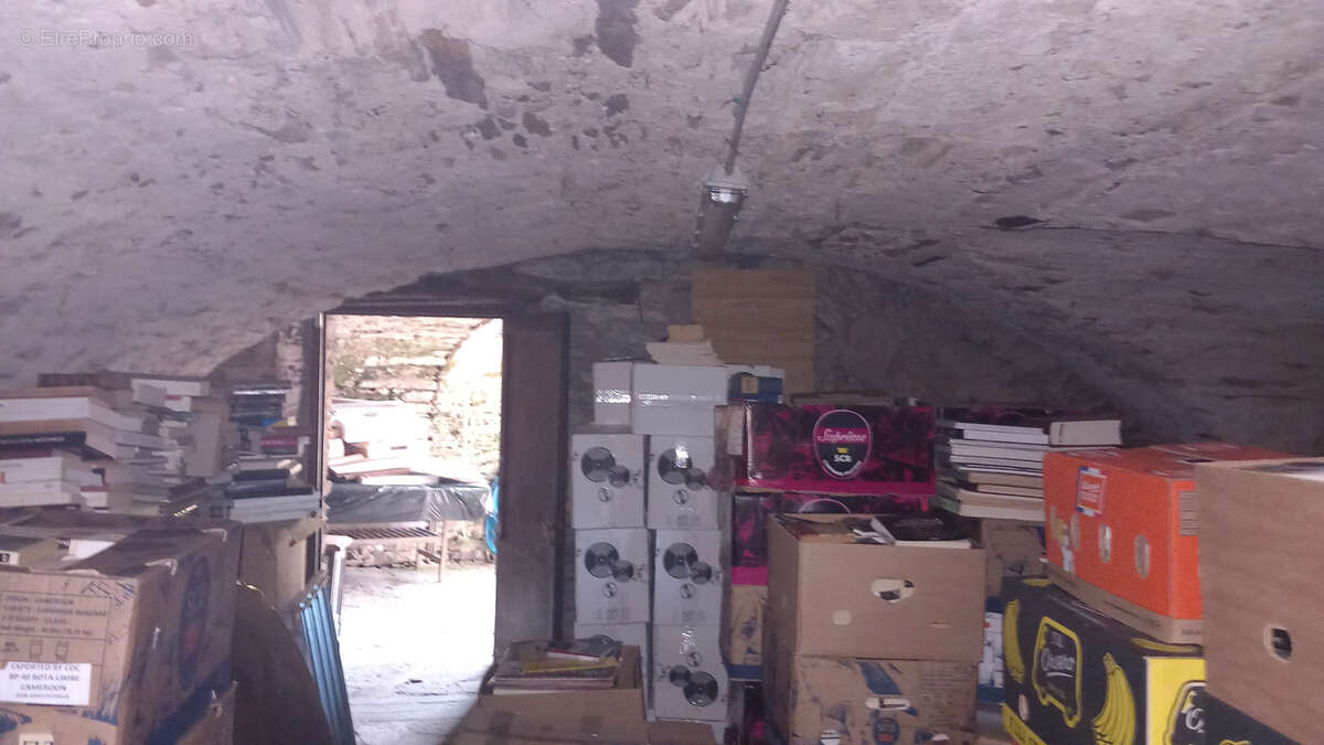 Maison à COLOMBIERES-SUR-ORB