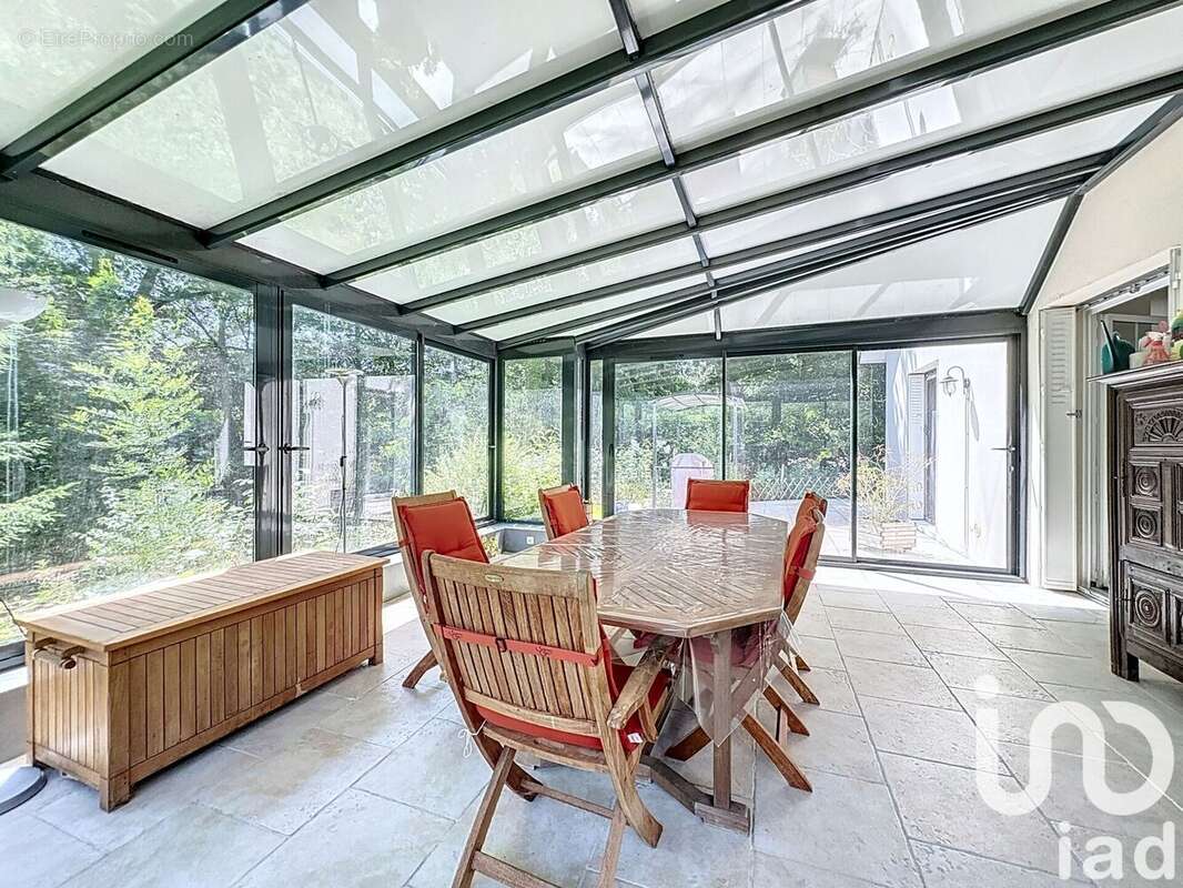 Photo 5 - Maison à DAMPIERRE-EN-YVELINES