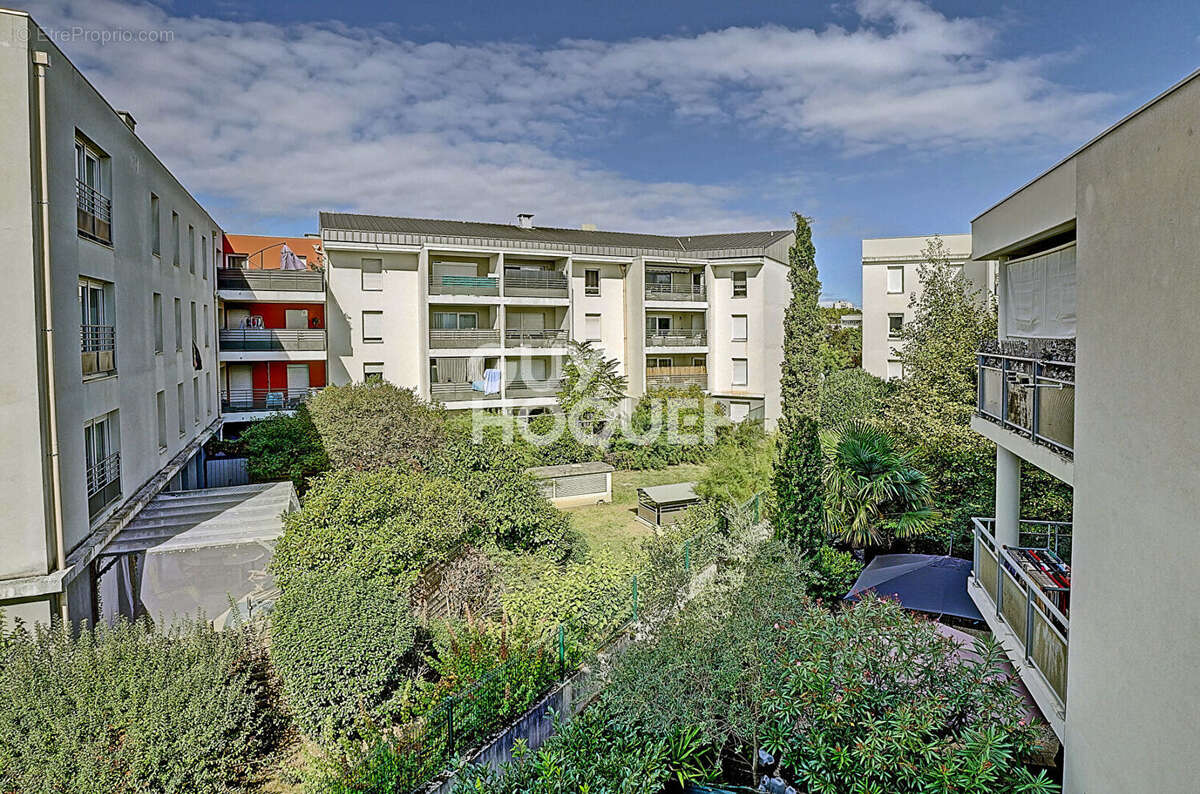 Appartement à VAULX-EN-VELIN