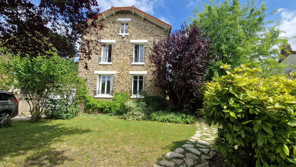 Maison à EAUBONNE