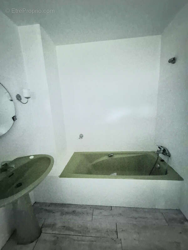 Maison à BORMES-LES-MIMOSAS