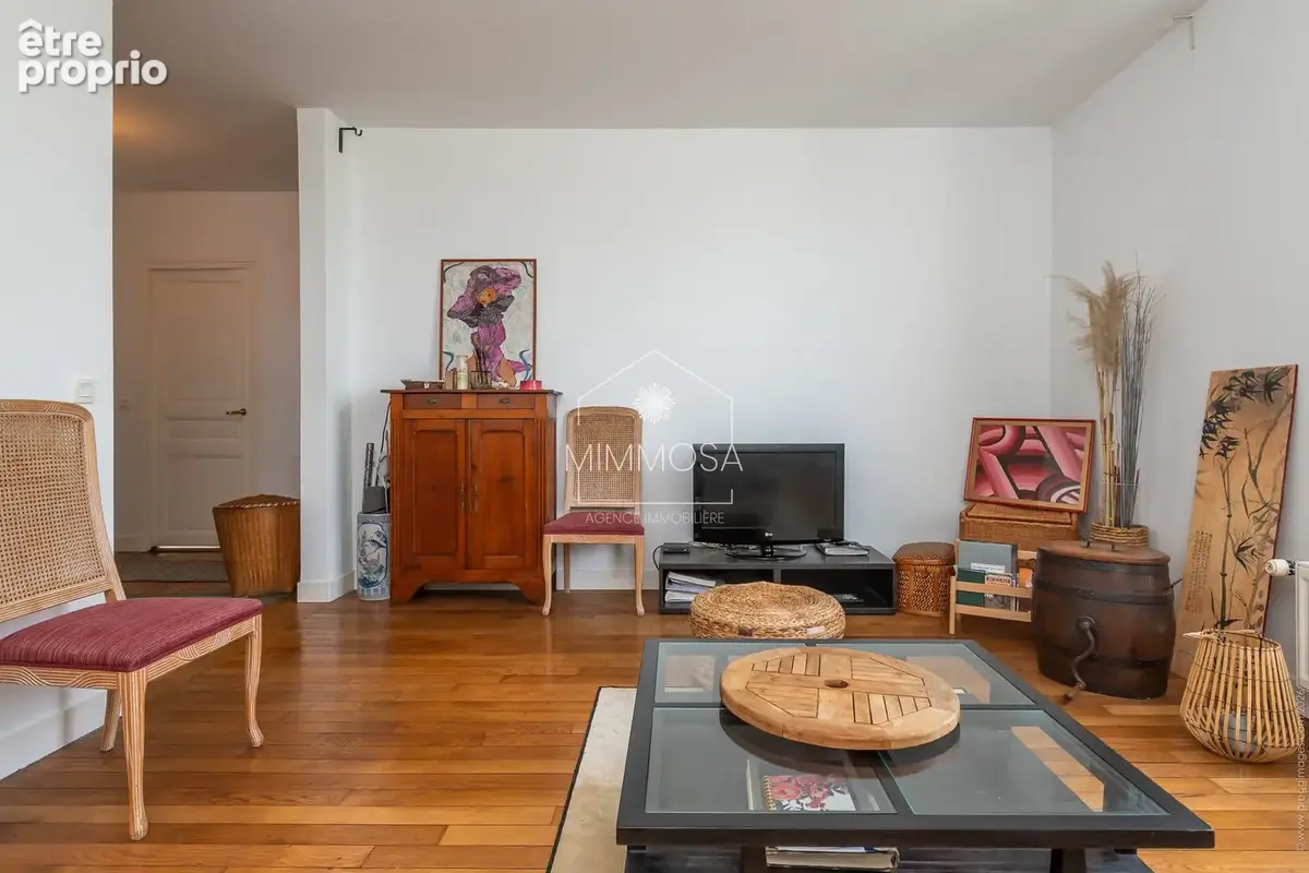 Appartement 77 m² à Les Pavillons-Sous-Bois  - photo 3