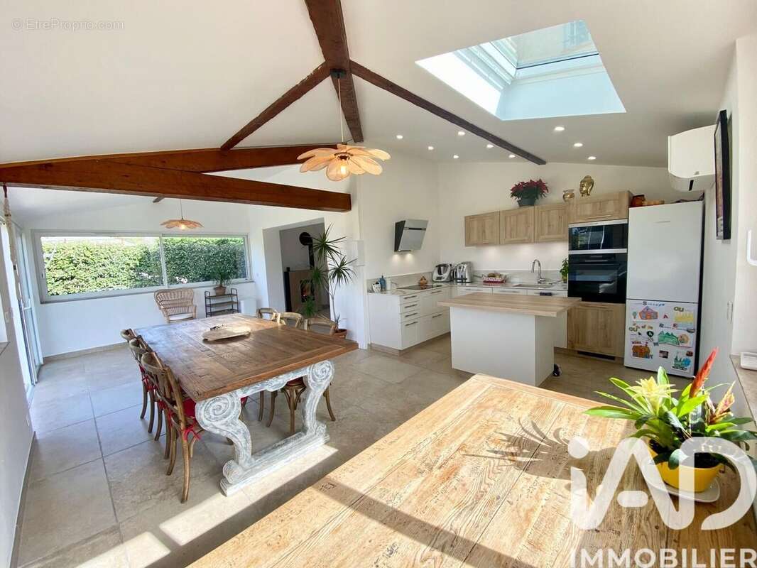Photo 2 - Maison à SAINT-RAPHAEL