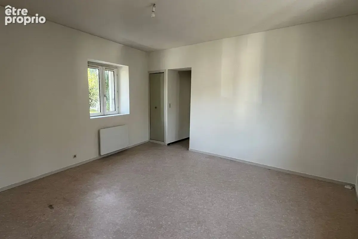 Pocé sur Cisse - Appartement T3 - photo 4