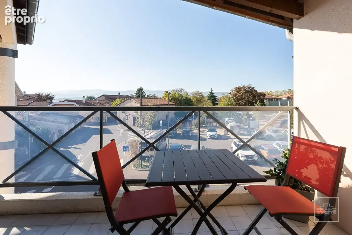 Toit-terrasse en duplex sur Saint-Genis-les-Ollières, 4 chambres, garage, parking, cave. - photo 5