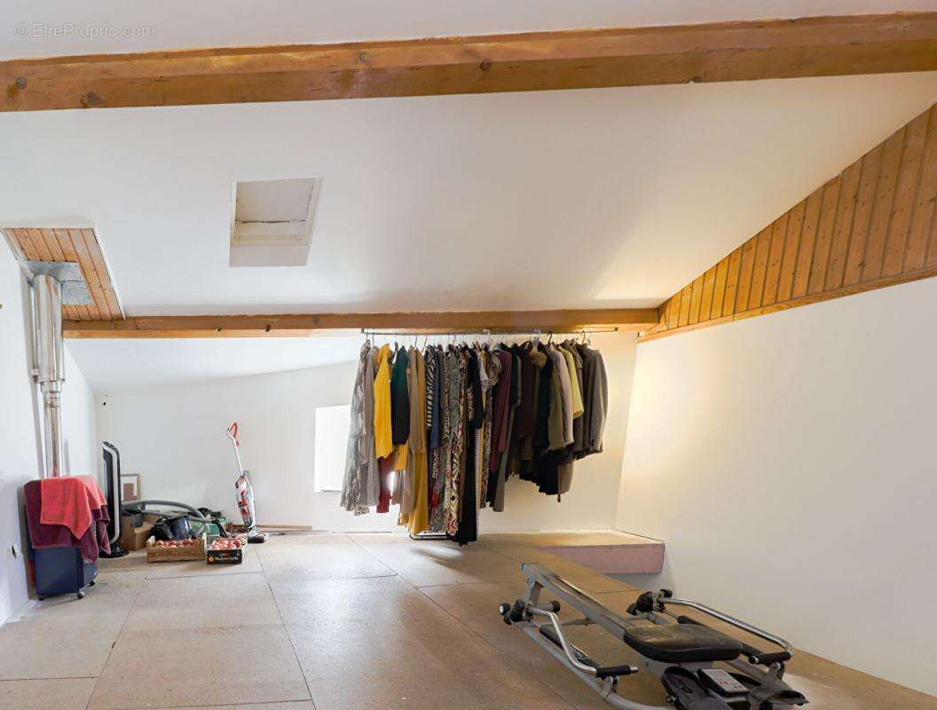 Maison à AIGUEFONDE