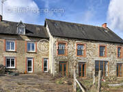 Maison à SAINT-CLEMENT-RANCOUDRAY
