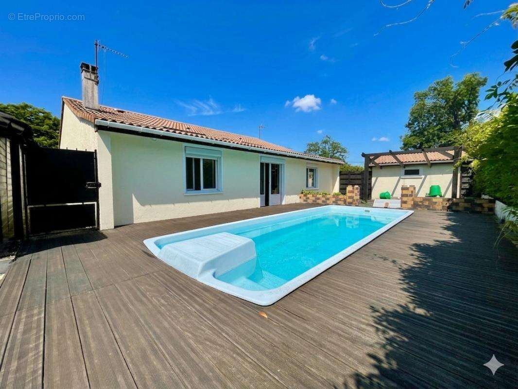 Maison à CESTAS