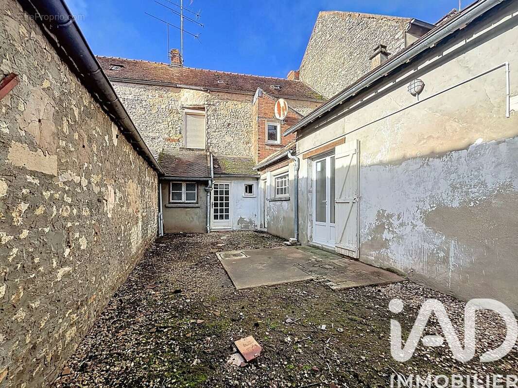 Photo 8 - Maison à LORREZ-LE-BOCAGE-PREAUX