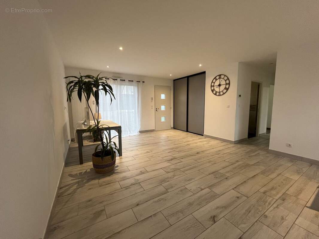 Maison à CINQ-MARS-LA-PILE