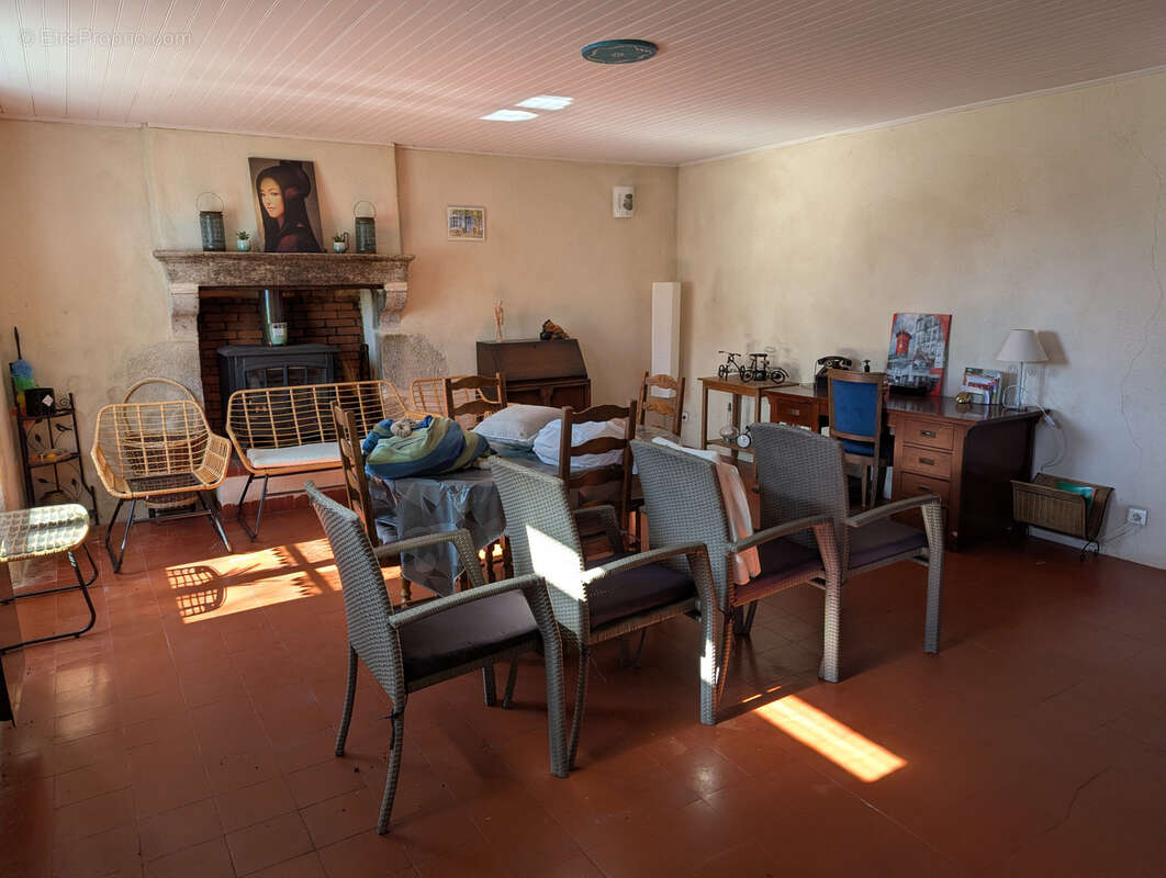 Maison à CHAMPILLET